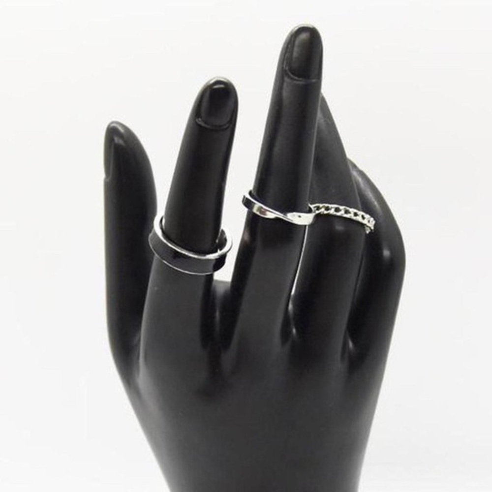 Minimalist Stacking Rings - Picture 2 of 4